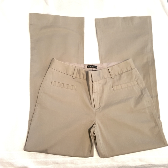 Club Monaco Ladies khaki pants - Picture 2 of 5